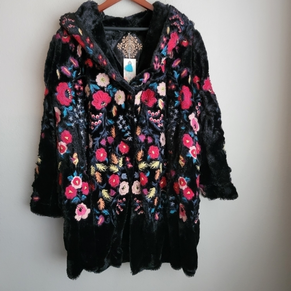 Biya Johnny Was Gena Fur Coat size S NWT
